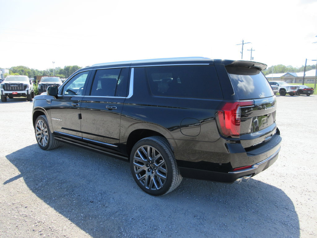 New 2026 GMC Yukon XL Denali Ultimate AWD/4WD image 5