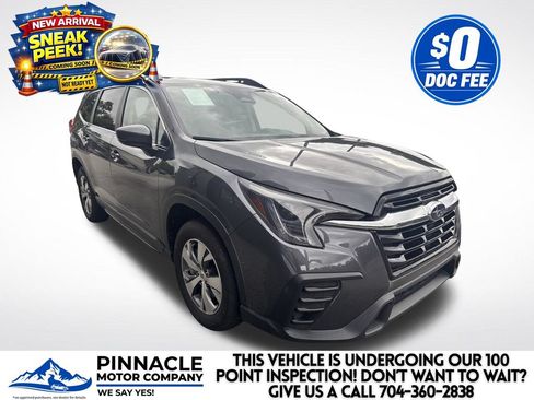 Used 2024 Subaru Ascent Premium AWD/4WD image 1