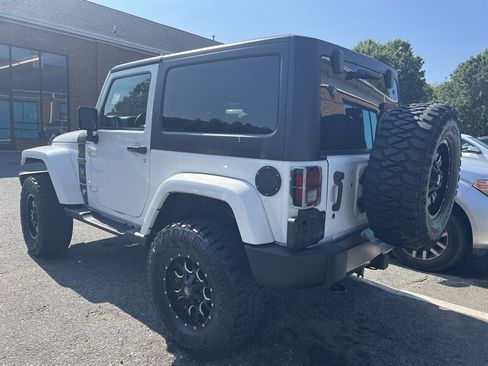 Used 2016 Jeep Wrangler Sport AWD/4WD image 6