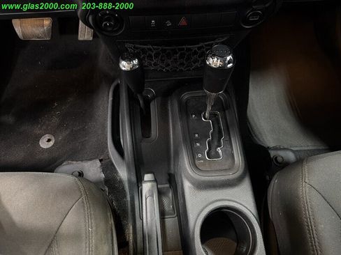 Used 2018 Jeep Wrangler Unlimited Sport S AWD/4WD image 22