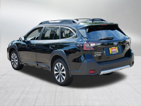 Used 2024 Subaru Outback Limited AWD/4WD image 5