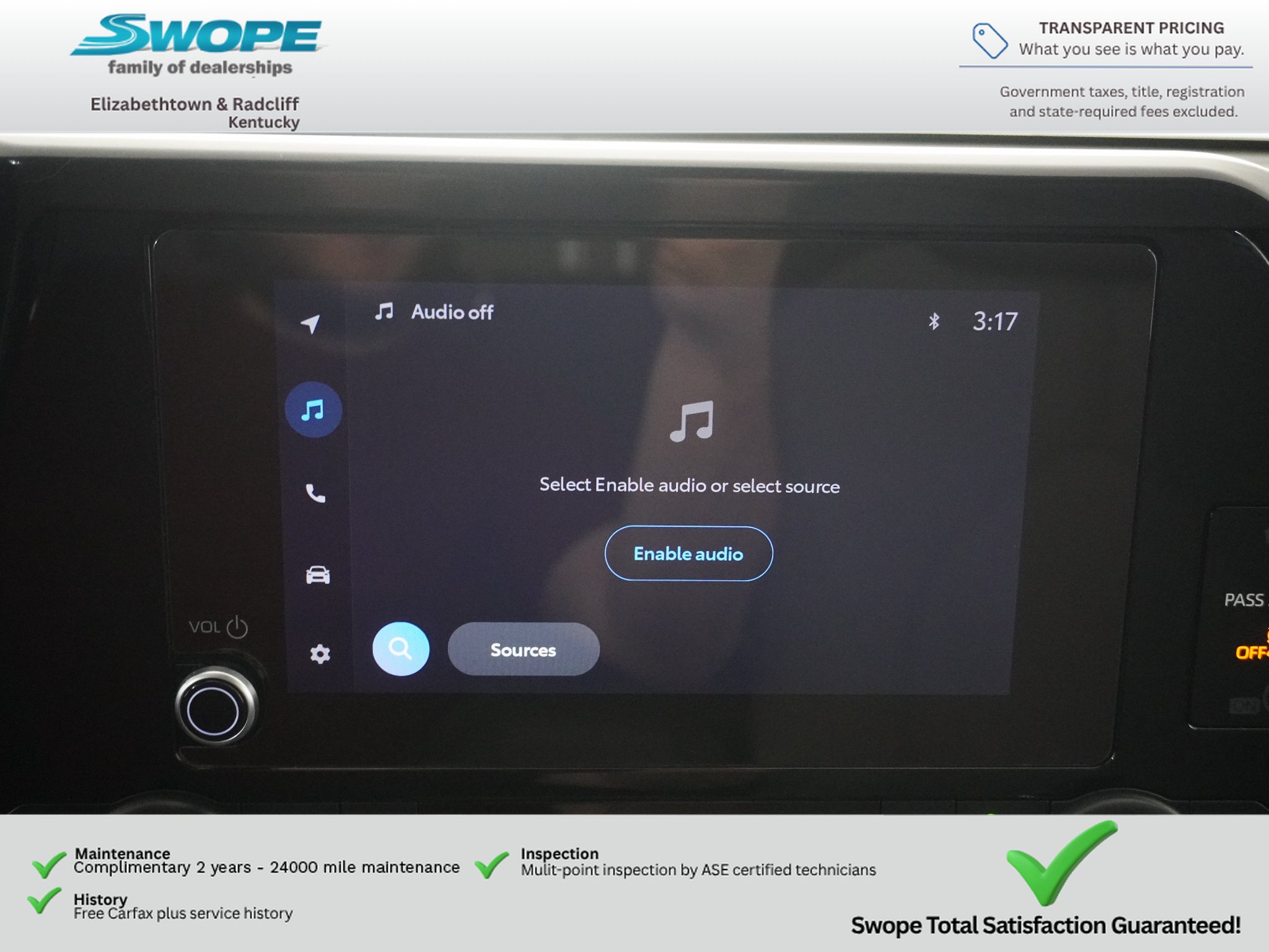 Used 2023 Toyota Highlander LE FWD image 23