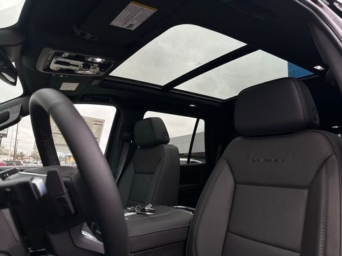 New 2026 GMC Yukon Denali w/ Sun & Power Step Package image 14