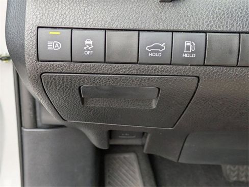 Used 2023 Toyota Camry XSE image 16