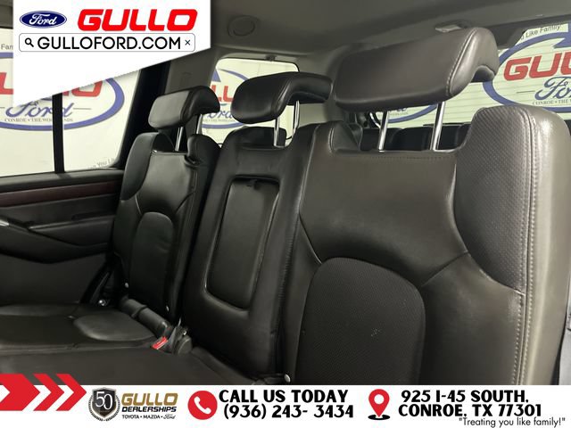 Used 2011 Nissan Pathfinder LE w/ Navigation Pkg AWD/4WD image 13
