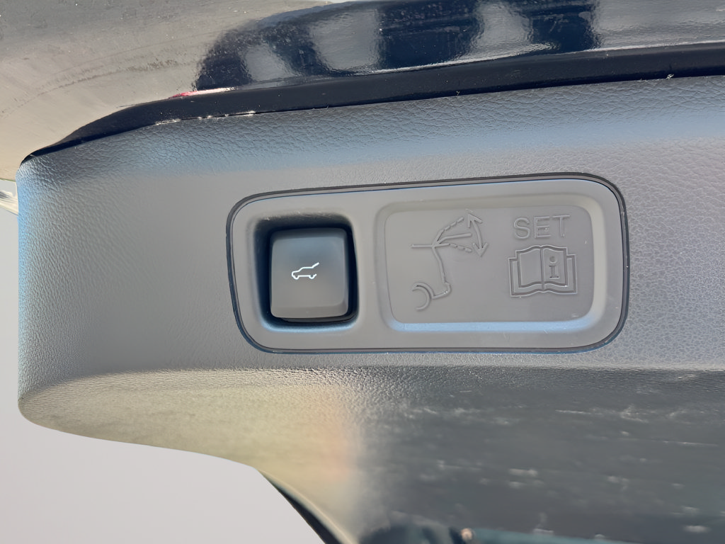 Used 2024 Ford Expedition Limited RWD image 43
