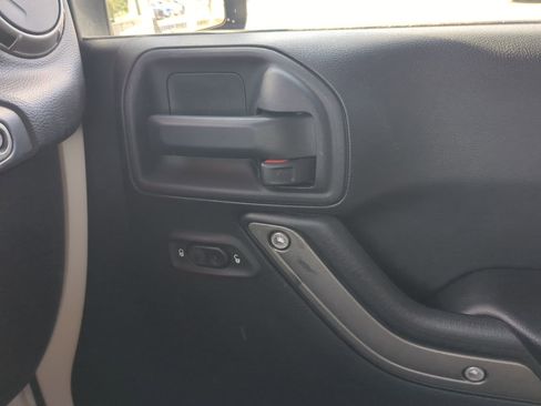 Used 2017 Jeep Wrangler Sport w/ Quick Order Package 24S image 14