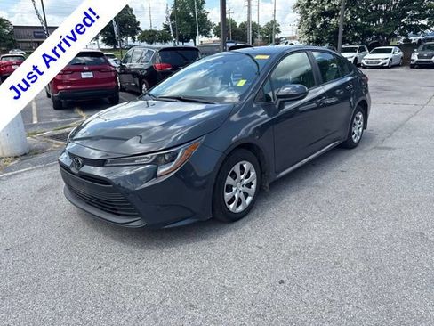 Used 2025 Toyota Corolla LE FWD image 7