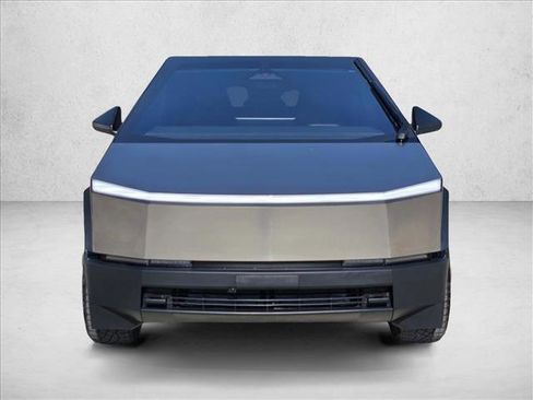 Used 2024 Tesla Cybertruck AWD Crew Cab image 2
