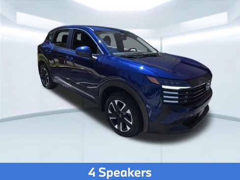 Used 2025 Nissan Kicks SV AWD/4WD image 5