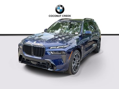 New 2027 BMW X7 xDrive40i w/ M Sport Package AWD/4WD image 2