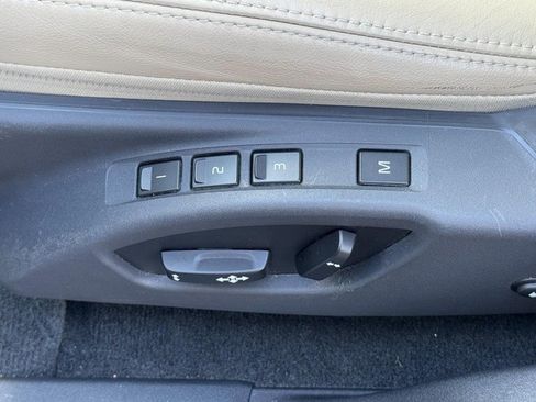 Used 2017 Volvo XC60 T5 Inscription w/ Preferred Option Package image 24