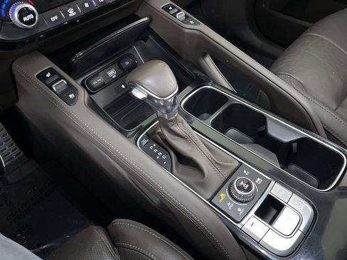 Used 2022 Kia Telluride SX w/ Nightfall Edition Package image 19