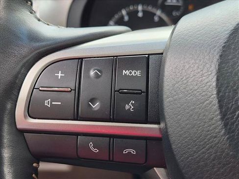 Used 2023 Lexus GX 460 Premium w/ Accessory Package AWD/4WD image 10
