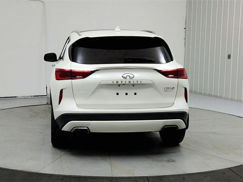 Used 2021 INFINITI QX50 Luxe w/ Appearance Package image 6