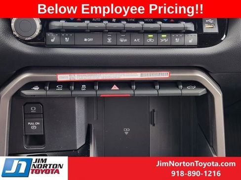New 2026 Toyota Tundra Limited AWD/4WD image 19