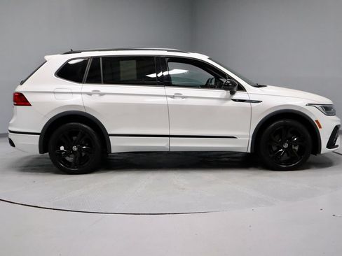Used 2023 Volkswagen Tiguan SE R-Line AWD/4WD image 11