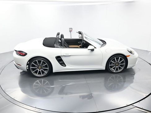 Used 2018 Porsche 718 Boxster image 43