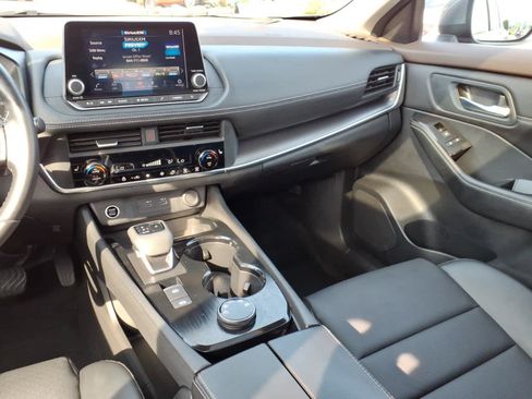 Used 2023 Nissan Rogue SV w/ SV Premium B Package AWD/4WD image 15