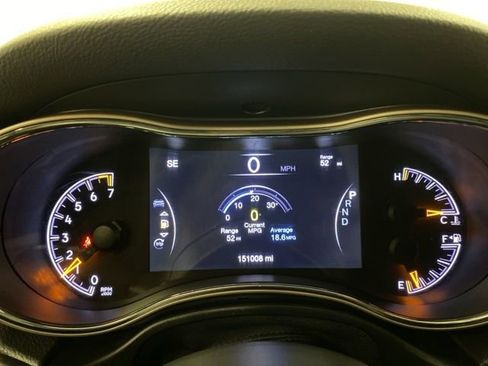 Used 2016 Jeep Grand Cherokee Laredo 75th Anniversary image 13