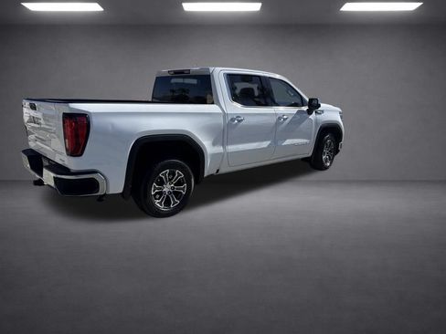 Used 2025 GMC Sierra 1500 SLT RWD image 28