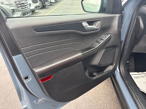 Used 2025 Ford Escape ST-Line Elite image 27