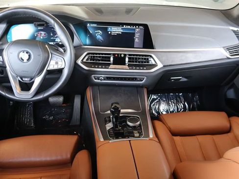 Used 2022 BMW X5 xDrive45e AWD/4WD image 16