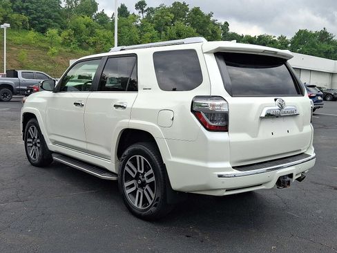 Used 2020 Toyota 4Runner Limited AWD/4WD image 4