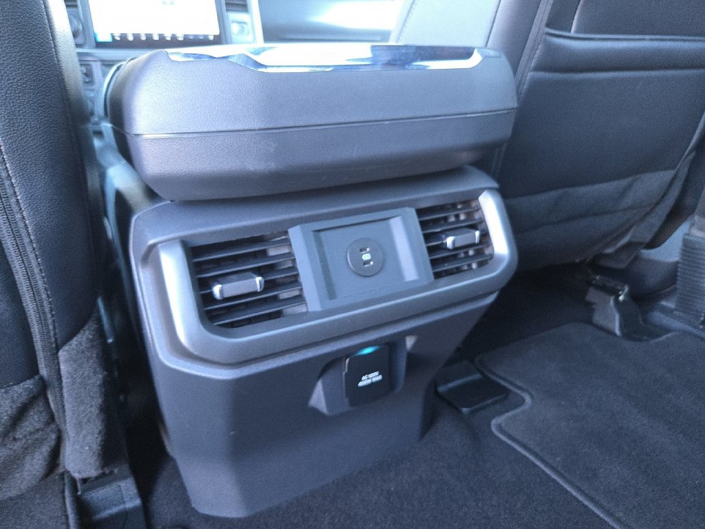 Used 2025 Ford F150 Lariat w/ Equipment Group 501A Mid AWD/4WD image 35