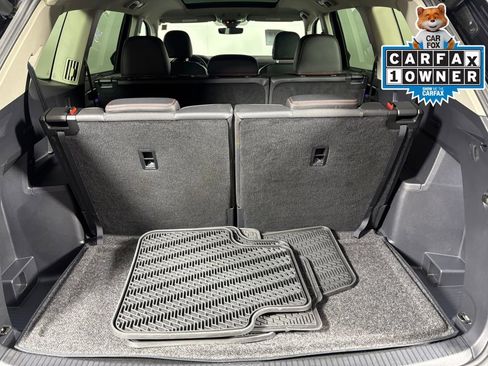 Used 2025 Volkswagen Atlas Peak Edition SE image 24