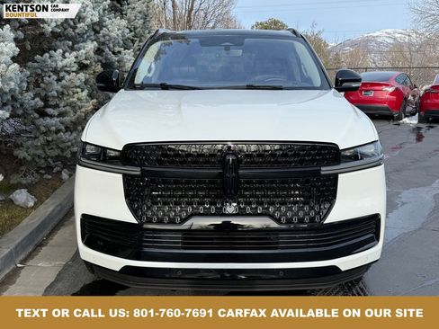 Used 2025 Lincoln Navigator L Reserve image 2