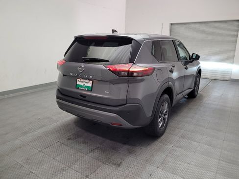 Used 2023 Nissan Rogue S AWD/4WD image 9