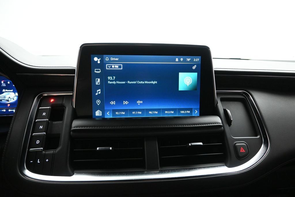 Used 2023 Chevrolet Tahoe LT AWD/4WD image 16