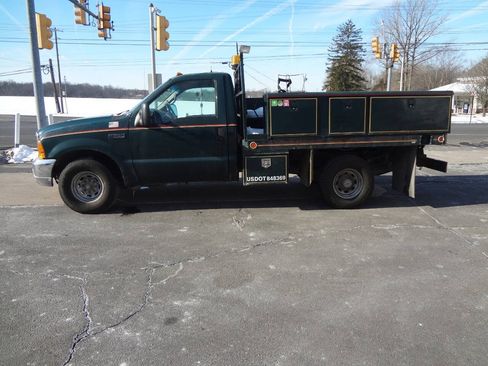 Used 2000 Ford F350 2WD Regular Cab Super Duty image 3