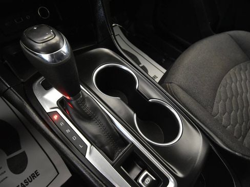 Used 2020 Chevrolet Equinox LT image 21