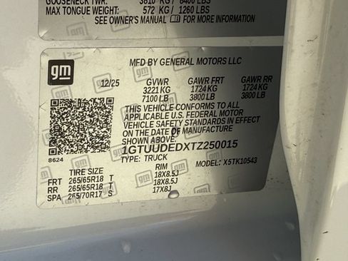 Used 2026 GMC Sierra 1500 SLT AWD/4WD image 30