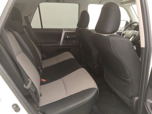 Used 2018 Toyota 4Runner SR5 image 19