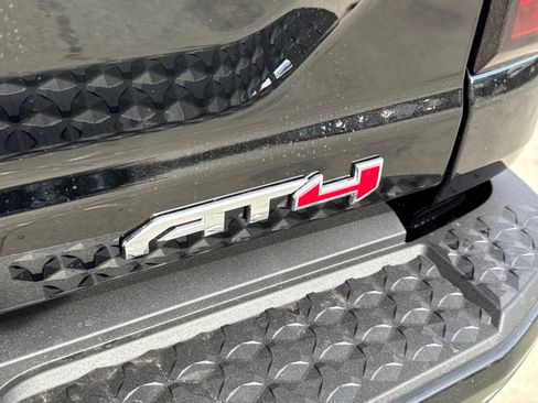 New 2026 GMC Canyon AT4 image 12