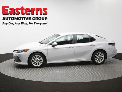 Used 2024 Toyota Camry LE image 58