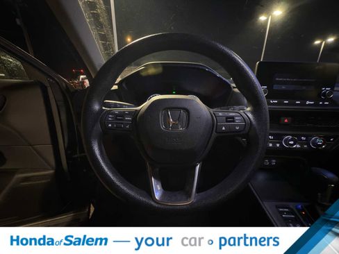 Used 2023 Honda CR-V EX image 19