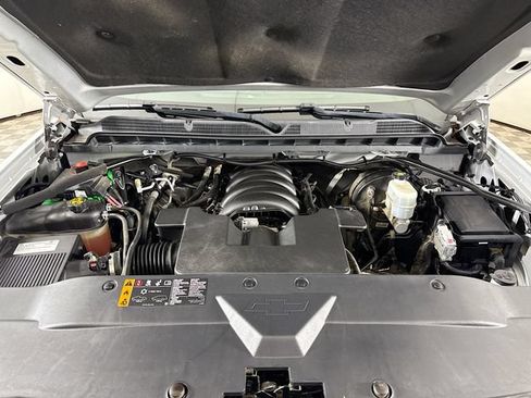 Used 2018 Chevrolet Silverado 1500 LT AWD/4WD image 28