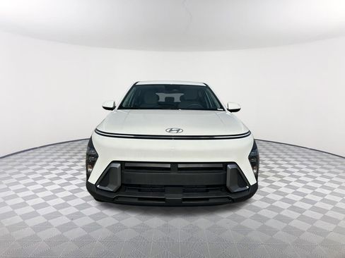 New 2026 Hyundai Kona SE image 2