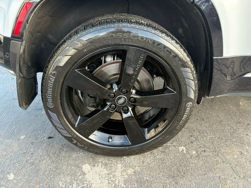 Used 2023 Land Rover Defender 110 Carpathian Edition image 9