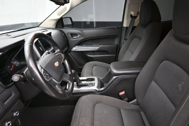 Used 2021 Chevrolet Colorado LT AWD/4WD image 16