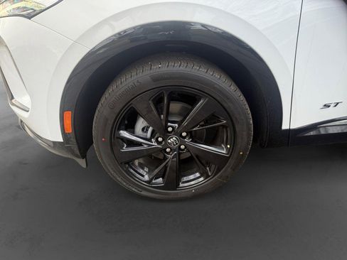 New 2026 Buick Envision Sport Touring image 28