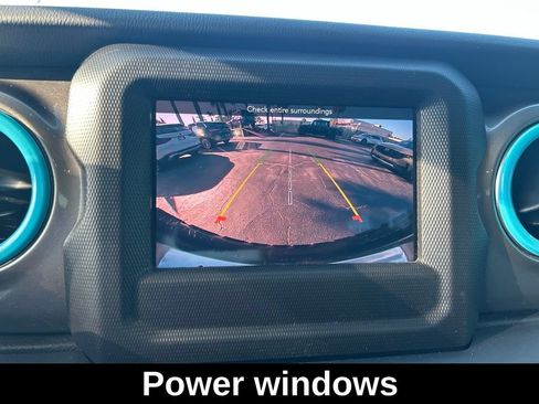 Used 2021 Jeep Wrangler Unlimited Sahara w/ Safety Group AWD/4WD image 15
