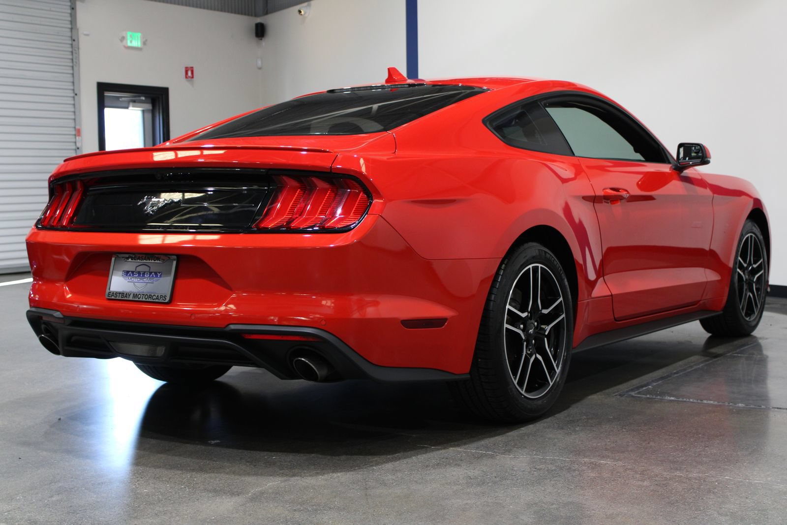 Used 2020 Ford Mustang Premium RWD image 11