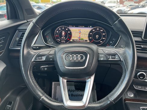 Used 2018 Audi Q5 2.0T Premium Plus w/ Premium Plus Package AWD/4WD image 24