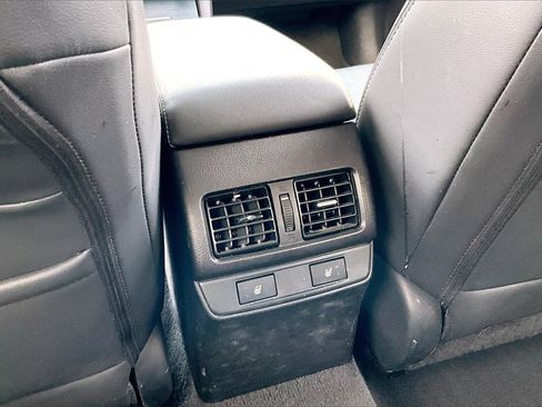 Used 2015 Subaru Outback 2.5i Limited image 30