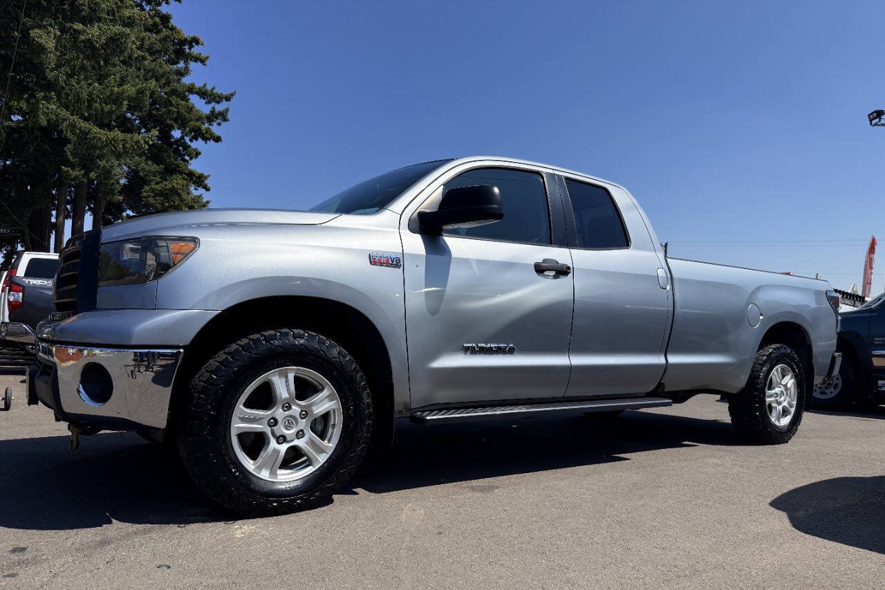 Used 2011 Toyota Tundra 4x4 Double Cab Long Bed w/ Cold Weather Pkg image 4
